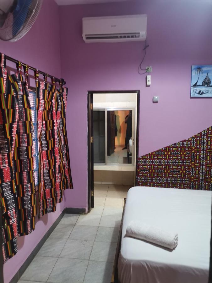 Hotel Badinca Alojamento Low Cost In Bissau Avenida Francisco Mendes Exterior photo